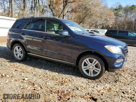 2014 Mercedes-Benz M 350 with VIN 4JGDA2EB4EA380509, listed as a Copart auction lot 85581994 with 146,794 mi miles and Salvage title. Bid and sale history available at DreamBid. Image 4.