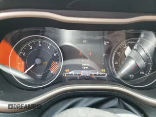 2014 Jeep Cherokee Limited with VIN 1C4PJMDS0EW140309, listed as a Copart auction lot 59203385 with 116,058 mi miles and Salvage title. Bid and sale history available at DreamBid. Image 9.