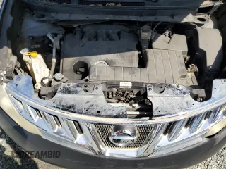 2009 Nissan Murano SL z VIN JN8AZ18W79W201675, wystawiony jako Copart lot #52862485 z przebiegiem 190 153 mil mil oraz Czysty tytuł • Clean title. Historia ofert i sprzedaży dostępna na DreamBid. Obrazek 12.