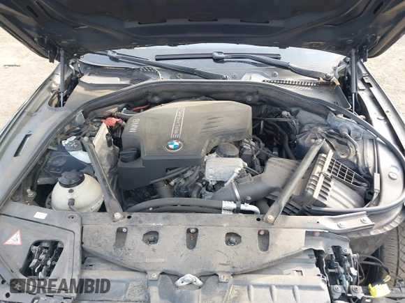 2013 BMW 5 Series 528i xDrive with VIN WBAXH5C54DD107785, listed as a IAAI auction lot 41781348 with 80,086 mi miles. Bid and sale history available at carsss.com. Image 10.