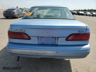 1995 Ford Taurus GL with VIN 1FALP52U6SG266810, listed as a Copart auction lot 53521525 with 63,135 mi miles and Clean Title. Bid and sale history available at carsss.com. Image 6.