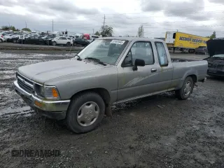 1993 Toyota Pickup z VIN JT4VN93D4P5036989, wystawiony jako Copart lot #52462445 z przebiegiem 199 182 mil mil oraz Czysty tytuł • Clean title. Historia ofert i sprzedaży dostępna na DreamBid. Obrazek 1.