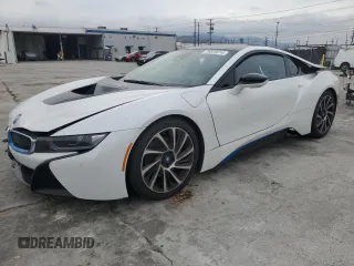 2016 BMW i8 z VIN WBY2Z2C56GV675882, wystawiony jako Copart lot #39606014 z przebiegiem 40 680 mil mil oraz . Historia ofert i sprzedaży dostępna na DreamBid. Obrazek 1.