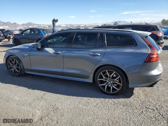 2021 Volvo V60 Polestar with VIN YV1BK0EP9M1451821, listed as a Copart auction lot 41492675 with 46,333 mi miles and Salvage Title. Bid and sale history available at carsss.com. Image 2.