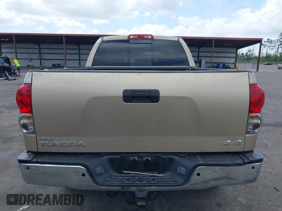 2007 Toyota Tundra SR5 с VIN 5TBBT54167S452826, выставлен на аукционе IAAI как лот 41956464 с пробегом 231 437 миль миль и . История ставок и продаж доступна на DreamBid. Изображение 16.
