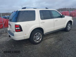 2009 Ford Explorer Limited with VIN 1FMEU75EX9UA34987, listed as a IAAI auction lot 41848673 with 203,661 mi miles. Bid and sale history available at carsss.com. Image 4.