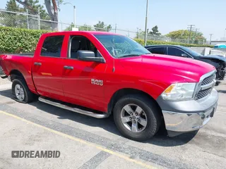 2014 Ram 1500 Express z VIN 1C6RR6KGXES247247, wystawiony jako IAAI lot #42489293 z przebiegiem 59 592 mil mil oraz . Historia ofert i sprzedaży dostępna na DreamBid. Obrazek 1.