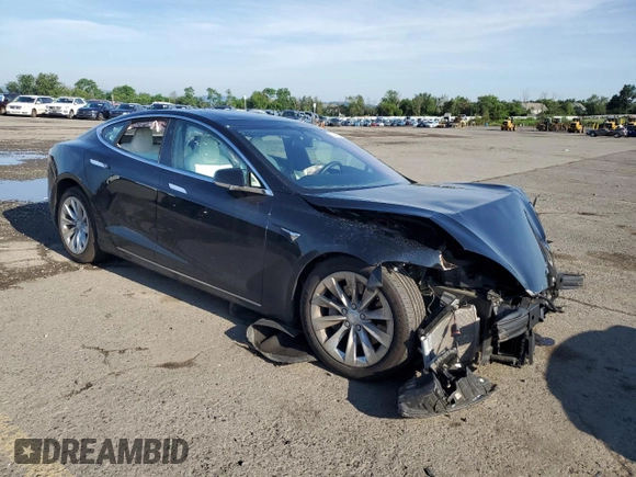 2018 Tesla Model S 75D with VIN 5YJSA1E21JF284845, listed as a Copart auction lot 62549885 with Not provided miles and Clean title. Bid and sale history available at DreamBid. Image 4.