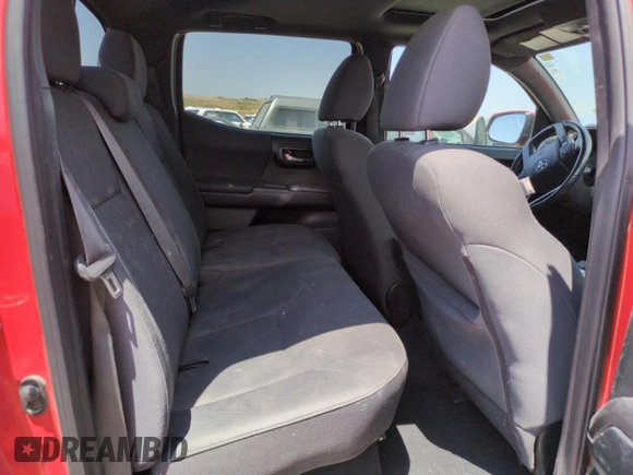 2017 Toyota Tacoma SR5 with VIN 3TMCZ5ANXHM066705, listed as a Copart auction lot 60560425 with 155,703 mi miles and Salvage title. Bid and sale history available at DreamBid. Image 10.