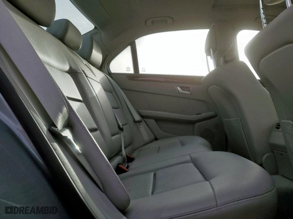 2012 Mercedes-Benz E-Class E 350 Luxury BlueTEC with VIN WDDHF2EB6CA530985, listed as a Copart auction lot 49443925 with 114,641 mi miles and Clean Title. Bid and sale history available at carsss.com. Image 10.