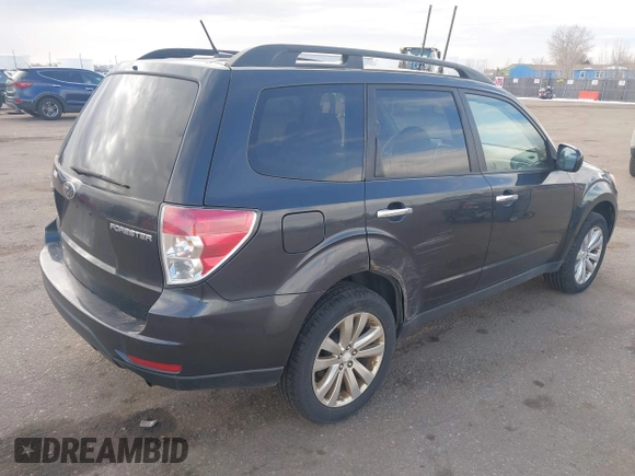 2011 Subaru Forester 2.5X Premium with VIN JF2SHBCC6BH705538, listed as a IAAI auction lot 41439382 with 214,376 mi miles. Bid and sale history available at carsss.com. Image 4.