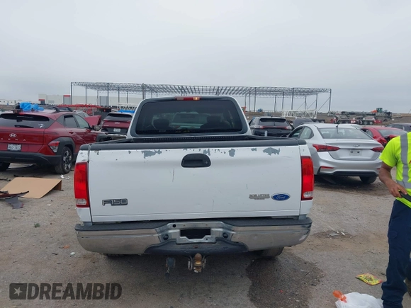 2001 Ford F-150 XL z VIN 1FTZX17281NB02781, wystawiony jako IAAI lot #42377688 z przebiegiem 180 830 mil mil oraz . Historia ofert i sprzedaży dostępna na DreamBid. Obrazek 16.