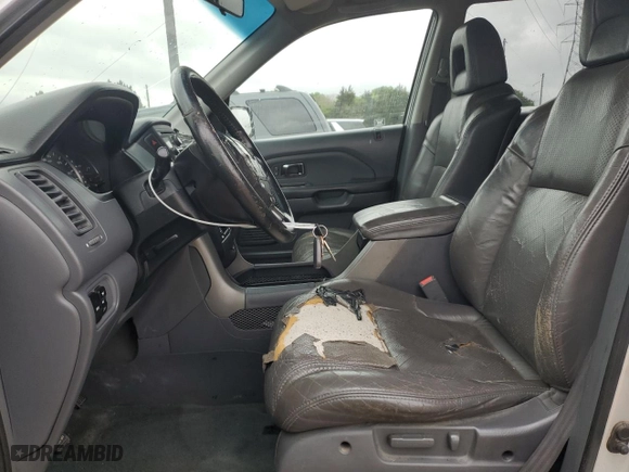 2004 Honda Pilot EX with VIN 2HKYF185X4H579532, listed as a Copart auction lot 52068875 with 216,251 mi miles and Salvage Title. Bid and sale history available at carsss.com. Image 7.