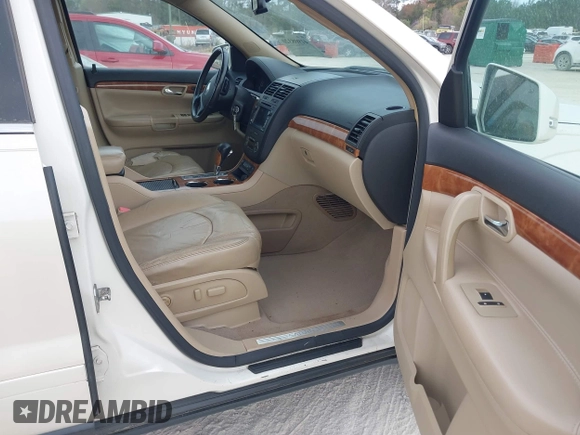 2007 Saturn Outlook XR z VIN 5GZER23757J169594, wystawiony jako IAAI lot #41908320 z przebiegiem 189 808 mil mil oraz . Historia ofert i sprzedaży dostępna na DreamBid. Obrazek 5.
