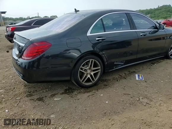 2016 Mercedes-Benz S 550 z VIN WDDUG8FB2GA241122, wystawiony jako Copart lot #59210215 z przebiegiem 66 907 mil mil oraz Szkoda całkowita • Salvage title. Historia ofert i sprzedaży dostępna na DreamBid. Obrazek 13.