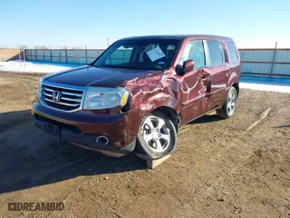 2014 Honda Pilot EX-L with VIN 5FNYF4H59EB045570, listed as a IAAI auction lot 41331032 with 154,676 mi miles. Bid and sale history available at carsss.com. Image 2.