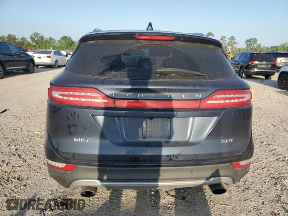 2017 Lincoln MKC Premiere z VIN 5LMCJ1C94HUL24284, wystawiony jako Copart lot #52895915 z przebiegiem 130 037 mil mil oraz Szkoda całkowita • Salvage title. Historia ofert i sprzedaży dostępna na DreamBid. Obrazek 6.