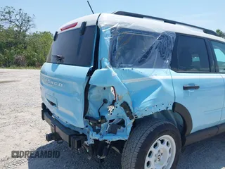 2024 Ford Bronco Sport Heritage с VIN 3FMCR9G65RRF35612, выставлен на аукционе IAAI как лот 42307634 с пробегом 2 133 миль миль и . История ставок и продаж доступна на DreamBid. Изображение 6.