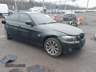 2011 BMW 3 Series 328i xDrive with VIN WBAPK5G52BNN29900, listed as a IAAI auction lot 41441074 with 148,646 mi miles. Bid and sale history available at carsss.com. Image 1.