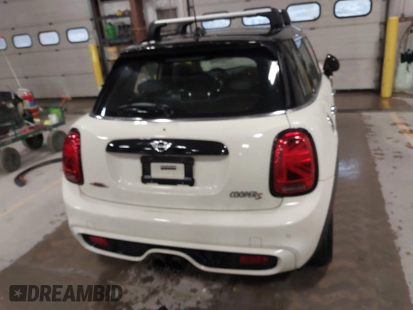 2019 MINI Hardtop 4 Door Cooper S with VIN WMWXU3C5XK2H88000, listed as a IAAI auction lot 41903504 with 60,245 mi miles and . Bid and sale history available at DreamBid. Image 17.