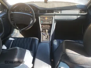 1988 Mercedes-Benz 300 with VIN WDBEA30D3JA683278, listed as a Copart auction lot 51253825 with 135,890 mi miles and Clean Title. Bid and sale history available at carsss.com. Image 8.