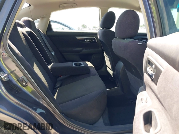 2013 Nissan Altima SV with VIN 1N4AL3AP3DN577189, listed as a IAAI auction lot 42041701 with 82,094 mi miles and . Bid and sale history available at carsss.com. Image 8.
