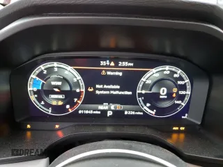2024 Mitsubishi Outlander SEL z VIN JA4J4WA8XRZ024731, wystawiony jako Copart lot #50208525 z przebiegiem 11 843 mil mil oraz Szkoda całkowita • Salvage title. Historia ofert i sprzedaży dostępna na DreamBid. Obrazek 9.