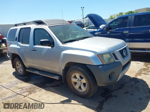 2010 Nissan Xterra S z VIN 5N1AN0NW7AC512384, wystawiony jako IAAI lot #42317041 z przebiegiem 143 994 mil mil oraz . Historia ofert i sprzedaży dostępna na DreamBid. Obrazek 13.