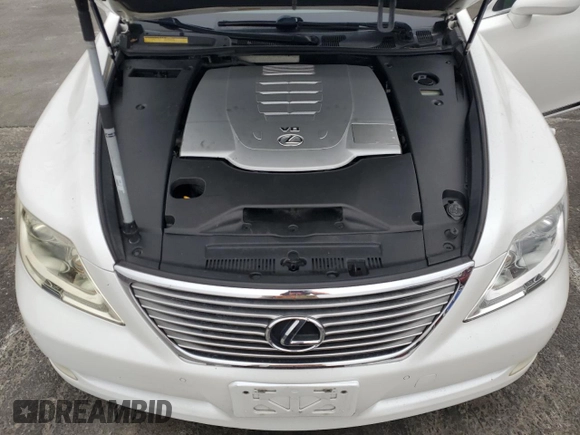2008 Lexus LS 460 z VIN JTHBL46F285056490, wystawiony jako Copart lot #60753435 z przebiegiem 136 697 mil mil oraz Czysty tytuł • Clean title. Historia ofert i sprzedaży dostępna na DreamBid. Obrazek 11.