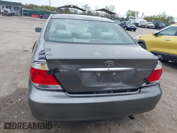 2006 Toyota Camry STD with VIN 4T1BE32K56U690500, listed as a IAAI auction lot 42003895 with 120,824 mi miles. Bid and sale history available at carsss.com. Image 6.