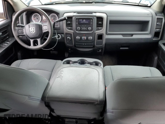 2013 Ram 1500 Express z VIN 1C6RR7KT4DS699647, wystawiony jako Copart lot #58919245 z przebiegiem 240 186 mil mil oraz Czysty tytuł • Clean title. Historia ofert i sprzedaży dostępna na DreamBid. Obrazek 8.