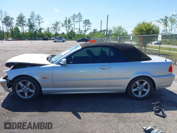 2002 BMW 3 Series 325Ci with VIN WBABS33492PG86813, listed as a IAAI auction lot 42074468 with 136,299 mi miles and . Bid and sale history available at DreamBid. Image 15.