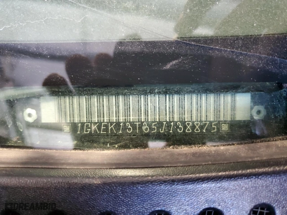 2005 GMC Yukon SLT with VIN 1GKEK13T35J138875, listed as a Copart auction lot 47890055 with 201,750 mi miles and Salvage Title. Bid and sale history available at carsss.com. Image 15.