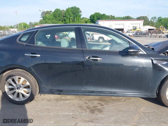 2016 Kia Optima EX with VIN 5XXGU4L3XGG033323, listed as a IAAI auction lot 42088998 with 134,686 mi miles. Bid and sale history available at carsss.com. Image 13.