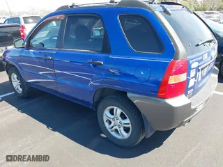 2008 Kia Sportage LX with VIN KNDJE723887506409, listed as a IAAI auction lot 41848444 with 202,076 mi miles. Bid and sale history available at carsss.com. Image 3.