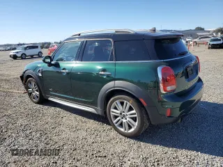 2017 MINI Countryman Cooper S with VIN WMZYT5C37H3D79993, listed as a Copart auction lot 79229424 with 66,614 mi miles and Salvage Title. Bid and sale history available at carsss.com. Image 2.