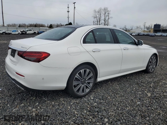 2021 Mercedes-Benz E 350 with VIN W1KZF8EB4MA922033, listed as a Copart auction lot 49013585 with 41,587 mi miles and Salvage Title. Bid and sale history available at DreamBid. Image 3.