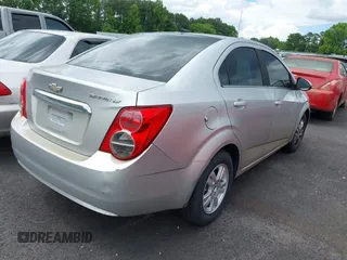 2012 Chevrolet Sonic LT with VIN 1G1JC5SH1C4180400, listed as a IAAI auction lot 42256431 with 188,681 mi miles and . Bid and sale history available at DreamBid. Image 4.