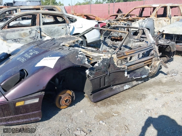 1985 Chevrolet Corvette with VIN 1G1YY0781F5123785, listed as a IAAI auction lot 39925510 with 1 mi miles. Bid and sale history available at carsss.com. Image 6.