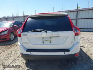 2012 Volvo XC60 3.0L with VIN YV4902DZ5C2250786, listed as a IAAI auction lot 41758295 with 170,725 mi miles. Bid and sale history available at carsss.com. Image 17.