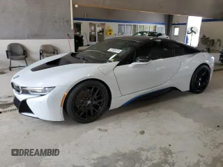 2016 BMW i8 z VIN WBY2Z2C55GV676201, wystawiony jako Copart lot #67888374 z przebiegiem 59 010 mil mil oraz Szkoda całkowita • Salvage title. Historia ofert i sprzedaży dostępna na DreamBid. Obrazek 1.