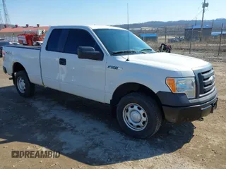 2010 Ford F-150 XL with VIN 1FTEX1EW0AFC17311, listed as a IAAI auction lot 41700579 with 87,460 mi miles. Bid and sale history available at carsss.com. Image 1.