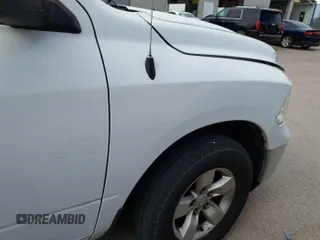 2019 Ram 1500 Tradesman с VIN 3C6JR6DT0KG560768, выставлен на аукционе IAAI как лот 42835356 с пробегом 115 811 миль миль и . История ставок и продаж доступна на DreamBid. Изображение 24.