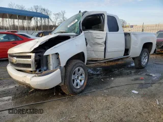 2007 Chevrolet Silverado 1500 LT w/2LT with VIN 2GCEC19J571678448, listed as a Copart auction lot 44227685 with 0 mi miles and Non Repairable. Bid and sale history available at carsss.com. Image 1.