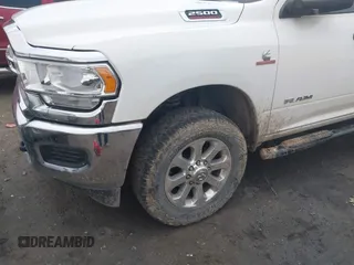 2021 Ram 2500 Tradesman with VIN 3C6UR5CL1MG695849, listed as a IAAI auction lot 40977178 with 104,097 mi miles. Bid and sale history available at carsss.com. Image 6.