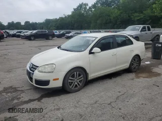 2008 Volkswagen Jetta S with VIN 3VWJZ71K28M153049, listed as a Copart auction lot 62512915 with 154,199 mi miles and Salvage title. Bid and sale history available at DreamBid. Image 1.