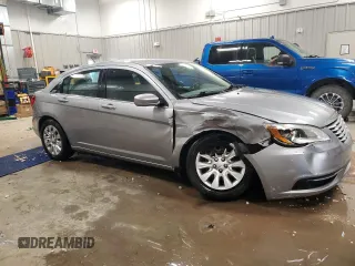 2013 Chrysler 200 LX with VIN 1C3CCBAG7DN737043, listed as a Copart auction lot 48642795 with 85,433 mi miles and Clean Title. Bid and sale history available at carsss.com. Image 4.