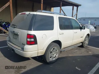 2008 Ford Explorer Limited z VIN 1FMEU75E28UA84071, wystawiony jako IAAI lot #42469696 z przebiegiem 268 251 mil mil oraz . Historia ofert i sprzedaży dostępna na DreamBid. Obrazek 4.