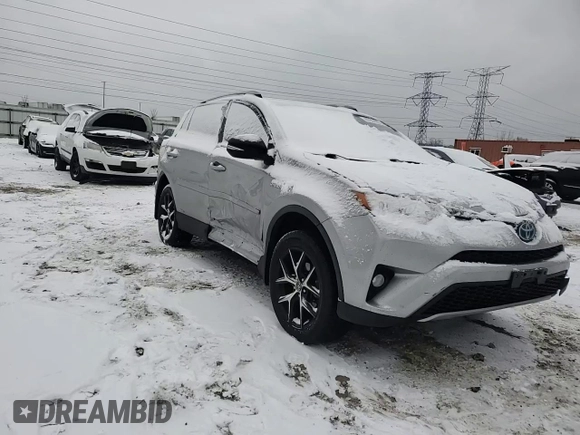 2017 Toyota RAV4 SE z VIN JTMJJREV2HD077614, wystawiony jako Copart lot #87924205 z przebiegiem 92 896 mil mil oraz Szkoda całkowita • Salvage title. Historia ofert i sprzedaży dostępna na DreamBid. Obrazek 10.