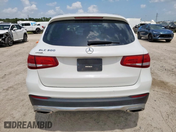 2019 Mercedes-Benz GLC 300 with VIN WDC0G4JB7KF610832, listed as a Copart auction lot 60804755 with 74,491 mi miles and Salvage title. Bid and sale history available at DreamBid. Image 6.